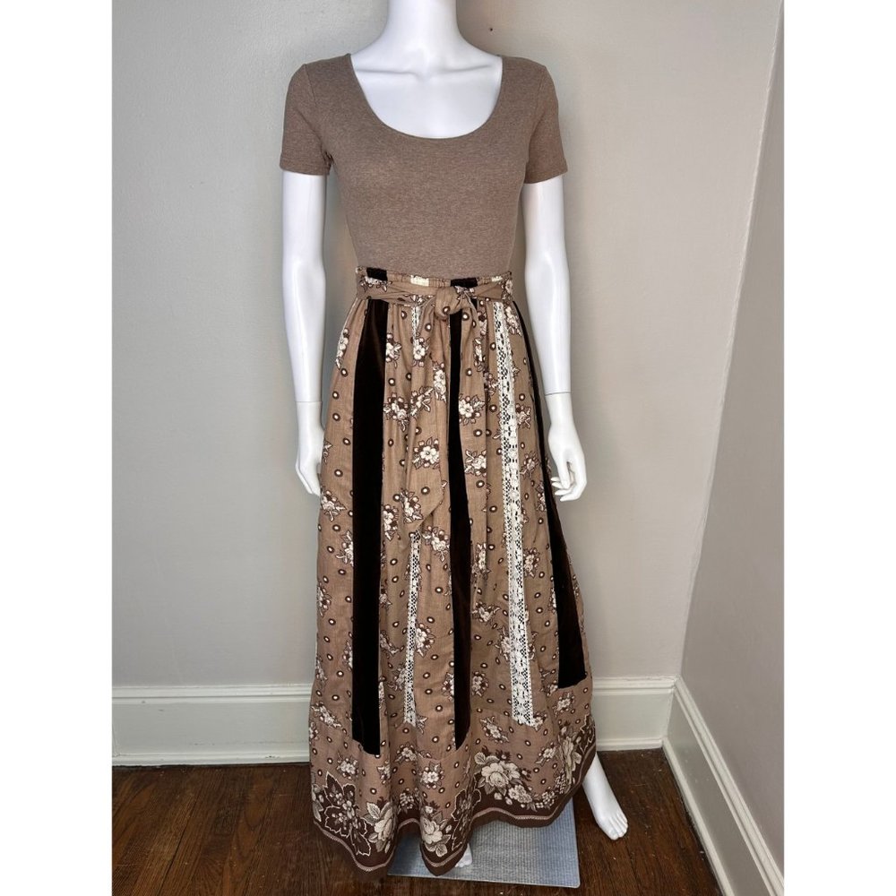 Vintage 1970s Mocha Brown Floral Lace Brown Velvet Patchwork Maxi Skirt, Mr Hank - Picture 4 of 9